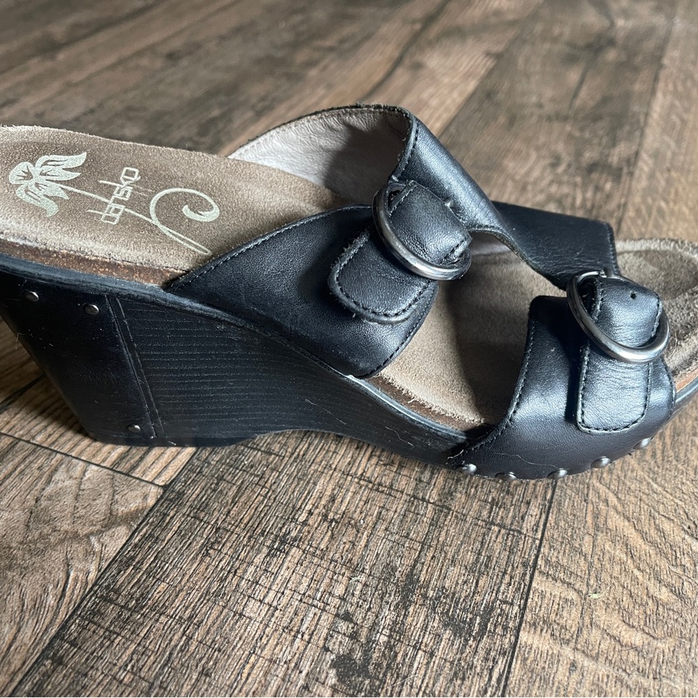 Platform Dansko clogs size 40 black